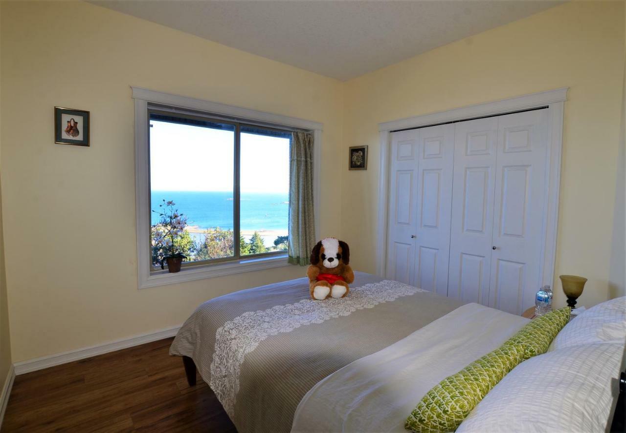 Gibralter Rock Ocean View B&B Nanaimo Exterior photo